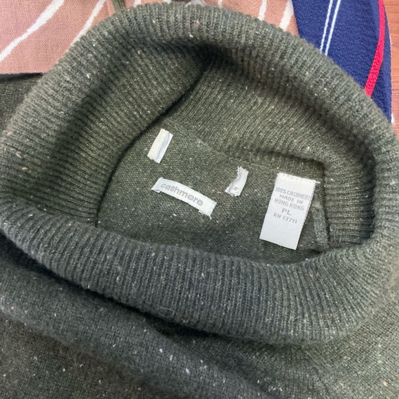 Olive Green Cashmere Turtleneck Sweater - Picture 3 of 3